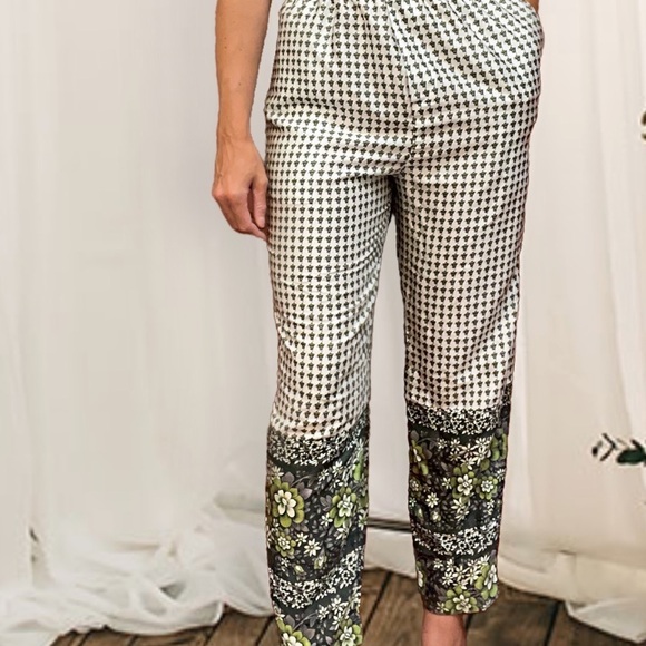 Anthropologie Garden of Eden Satin OGEE Chintzy Floral Boho Tapered Pants - Picture 2 of 6